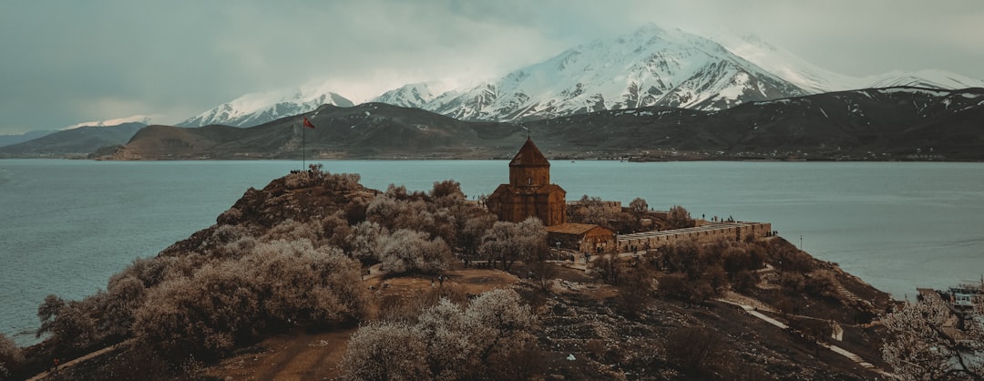 تور لوکس ۴ روزه وان